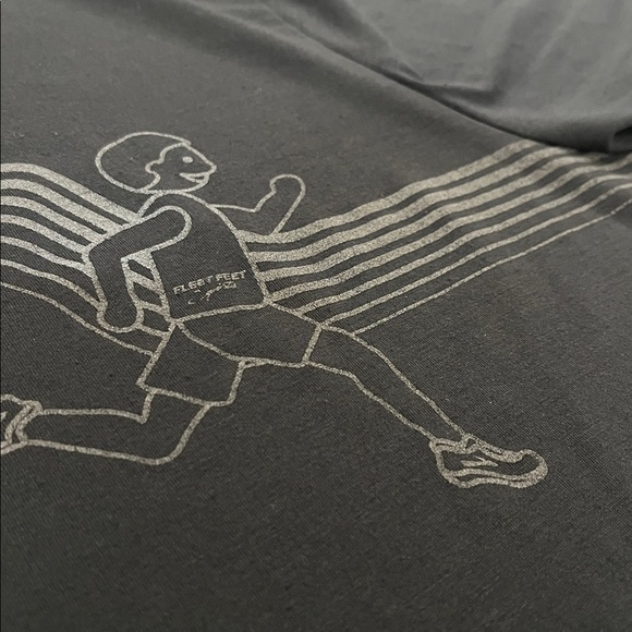Brooks Black reflective gray Graphic Short Sleeve Tee - Picture 2 of 5